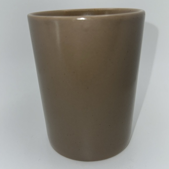 Starbucks Etched 12 Ounce 2016 Brown and Cream Dipped Coffee Mug - Picture 3 of 7